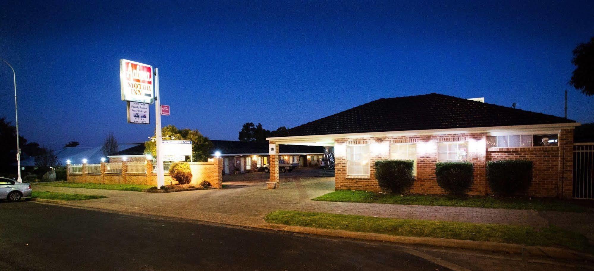 Golden Chain Aalana Motor Inn Cowra Exterior foto